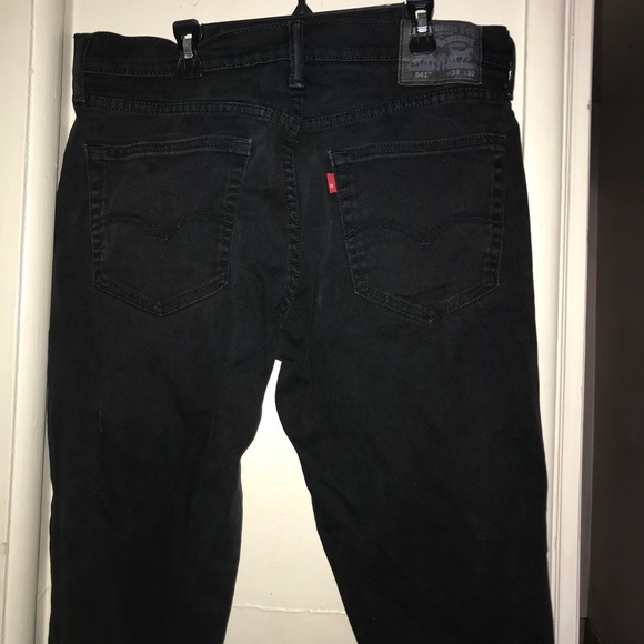 Men Jeans - Picture 2 of 3